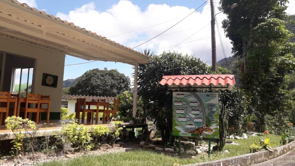 Servituristicos La Esmeralda Hotel Santa María Eksteriør billede